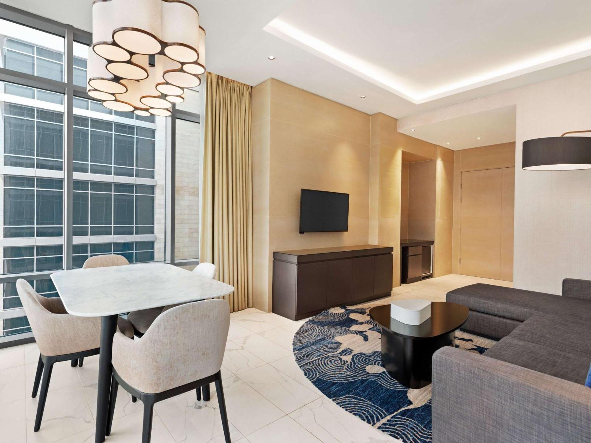 Novotel Gold District 4*