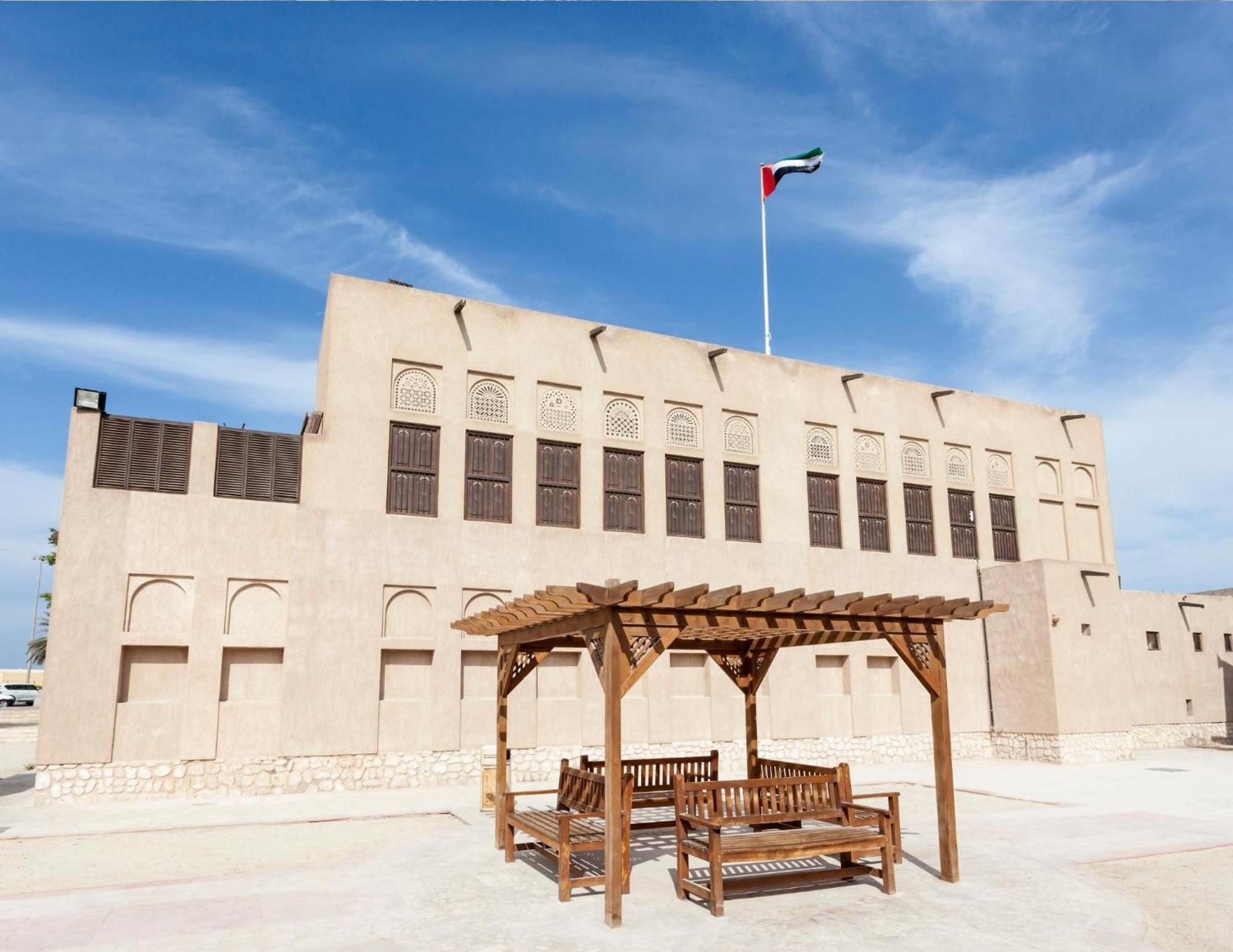 ويندهام ديرة 4* دبي